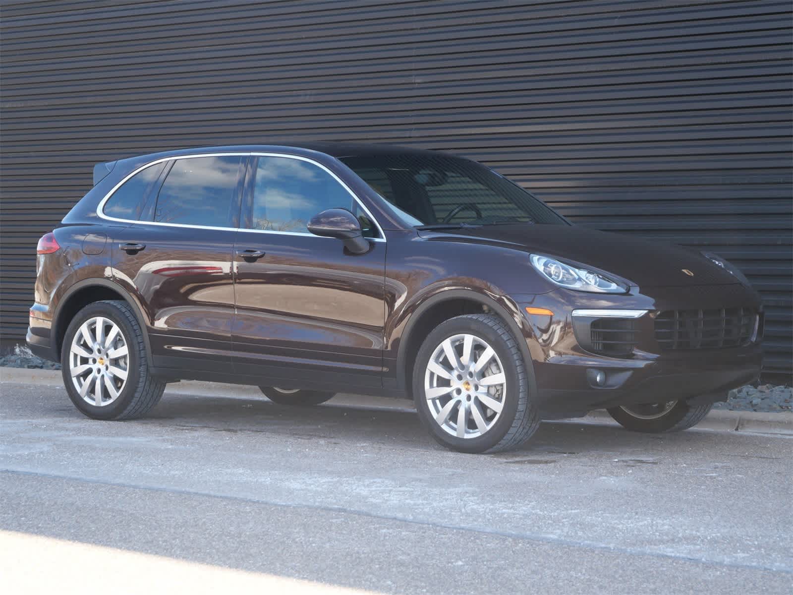 Thumbnail: 2017 Porsche Cayenne - 27