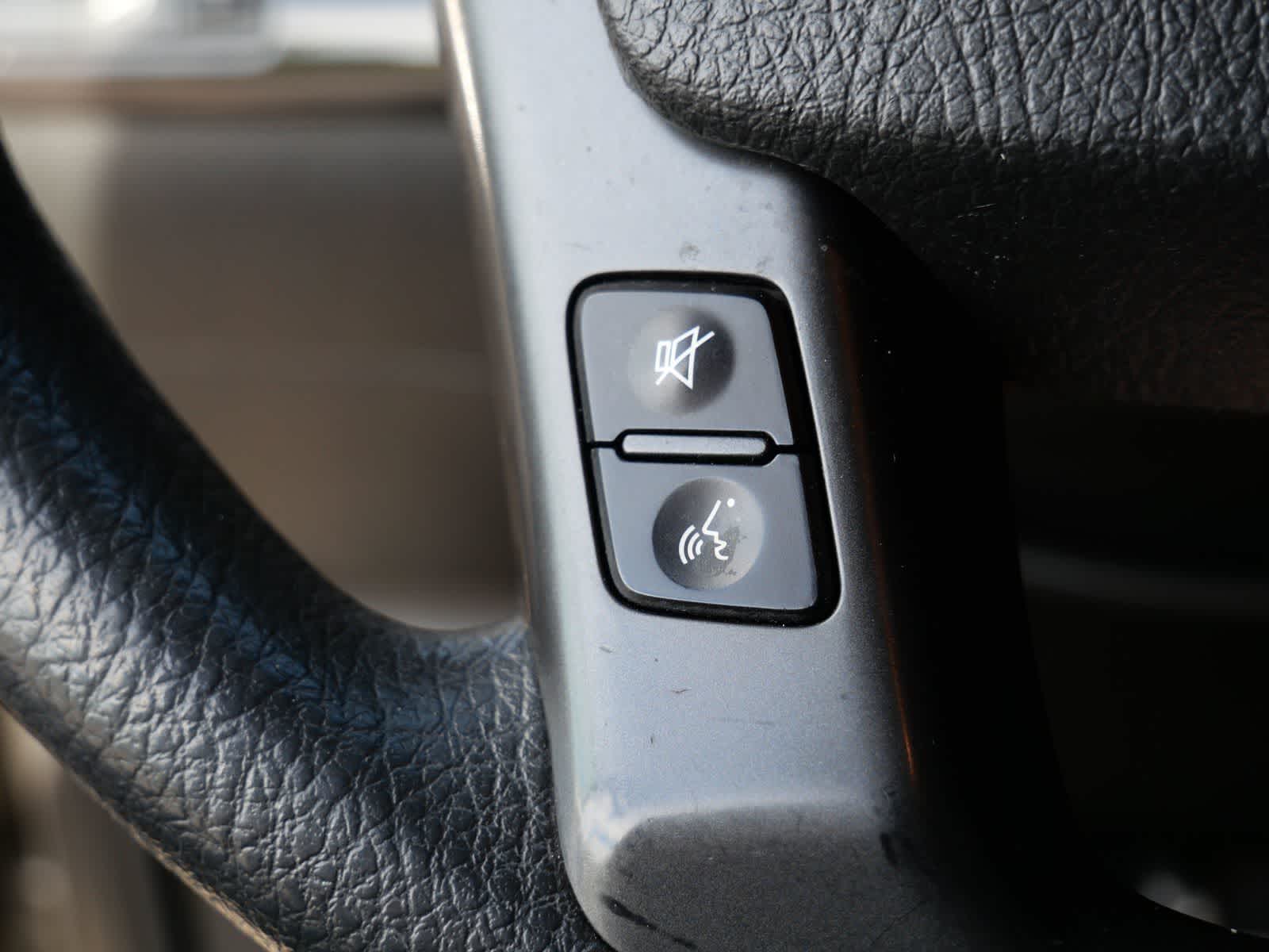Thumbnail: 2012 Kia Sorento - 24