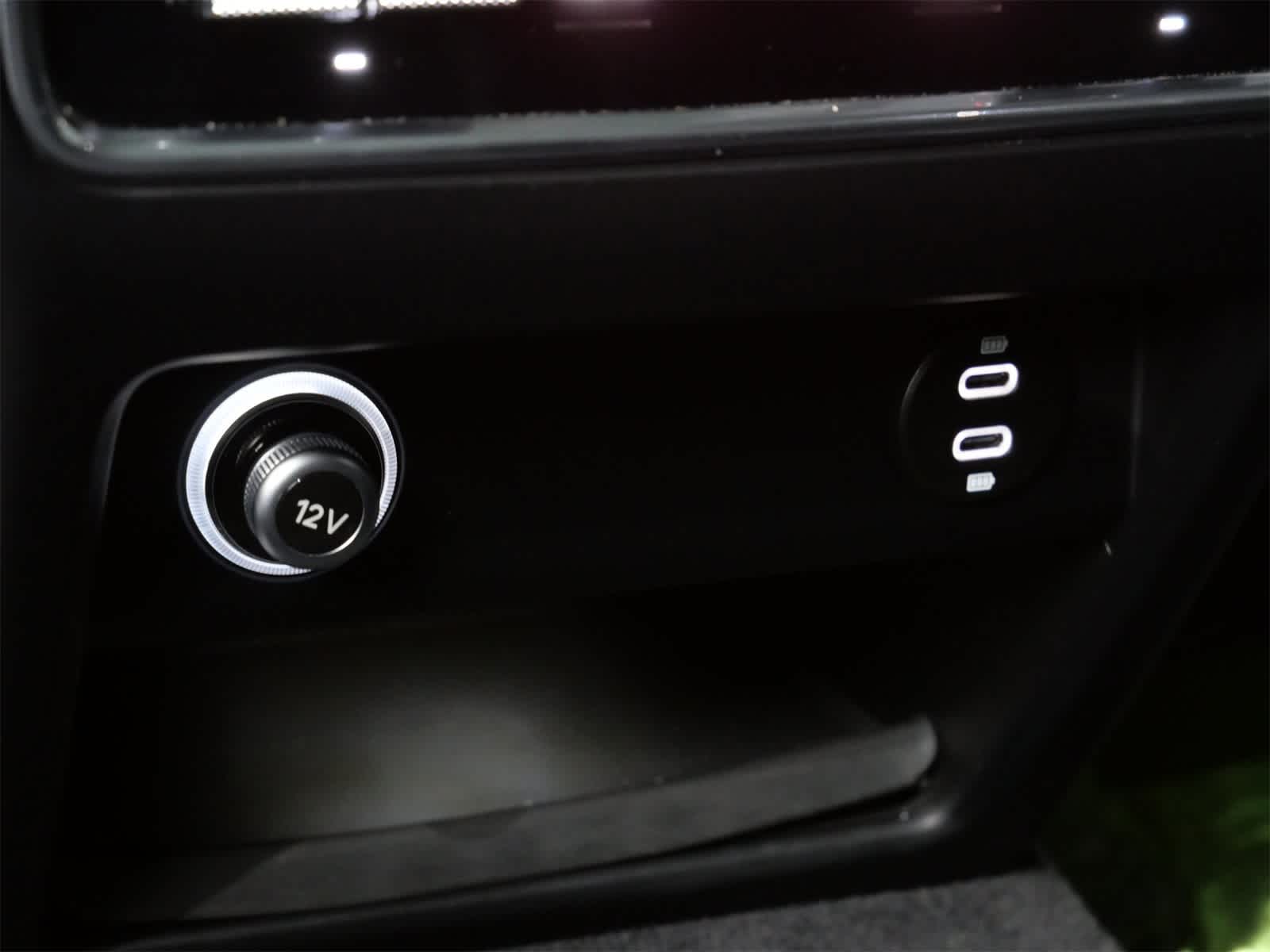 Thumbnail: 2023 Porsche Cayenne - 11