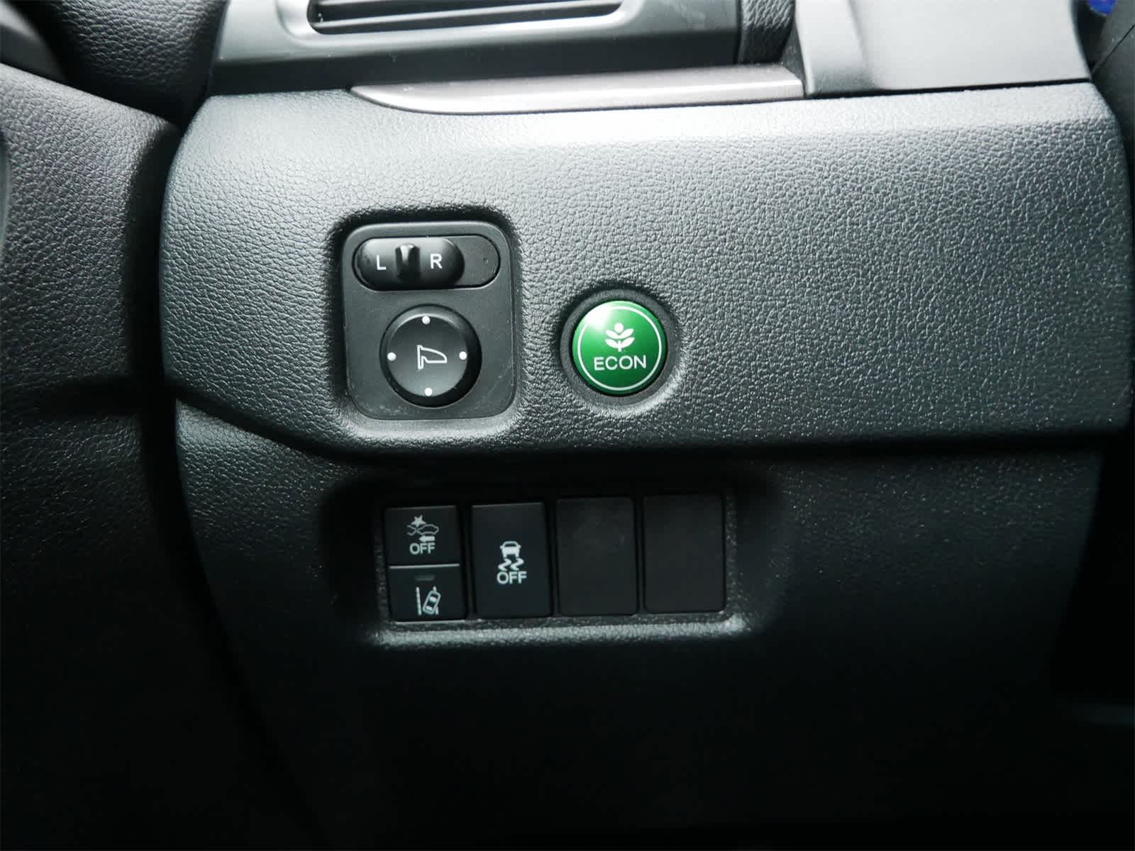 Thumbnail: 2022 Honda Pilot - 16