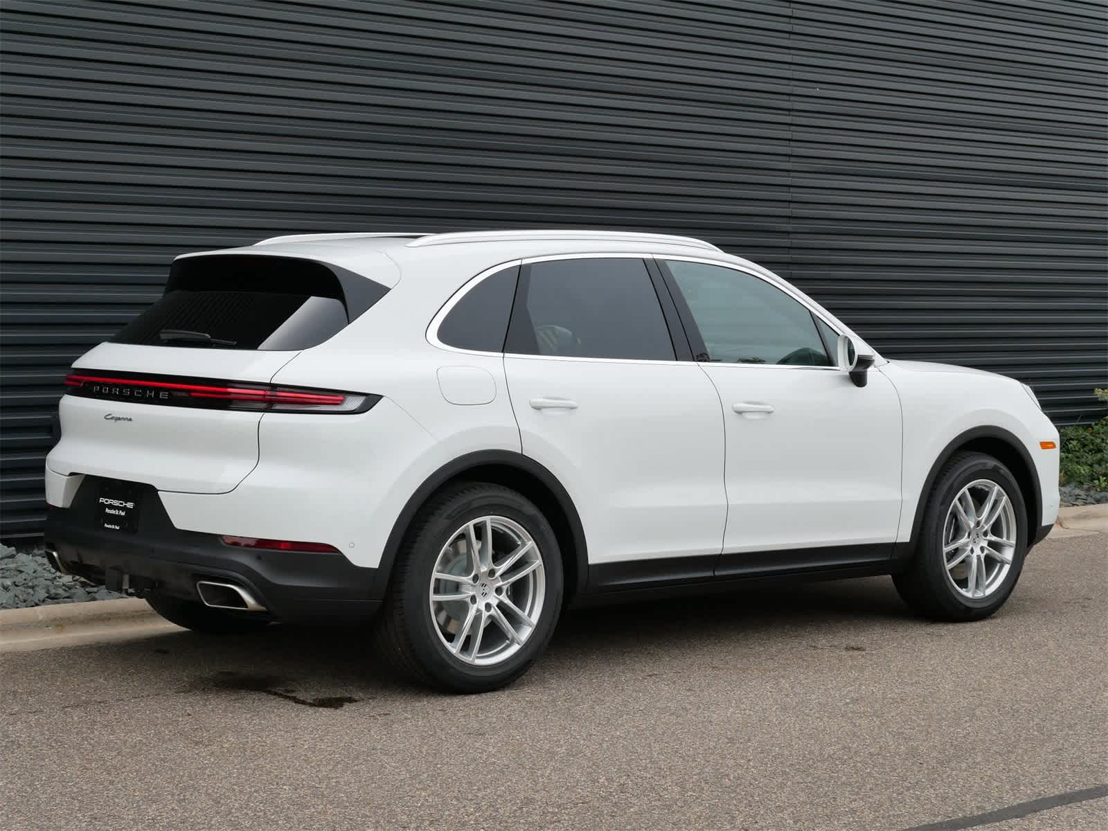 Thumbnail: 2026 Porsche Cayenne - 23