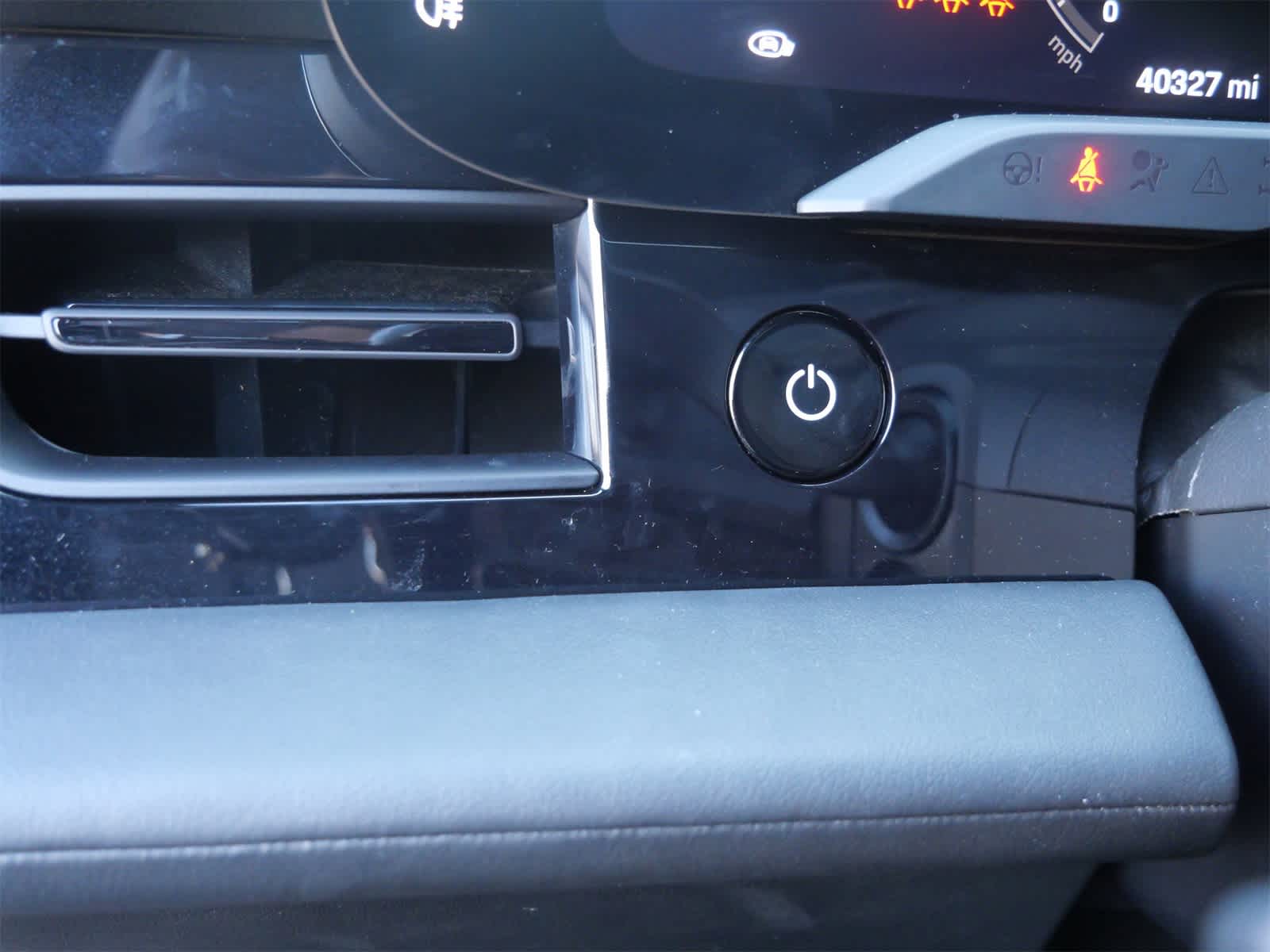 Thumbnail: 2021 Porsche Taycan - 16