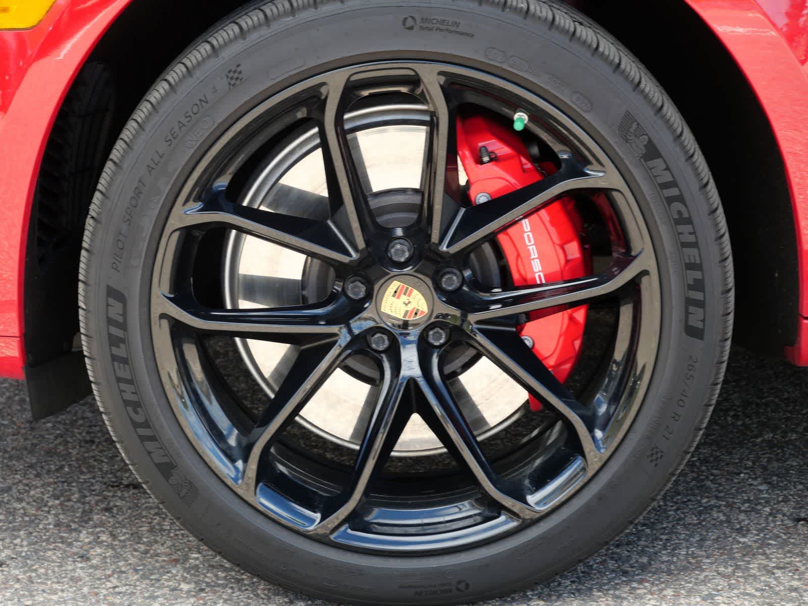 Thumbnail: 2022 Porsche Macan - 7