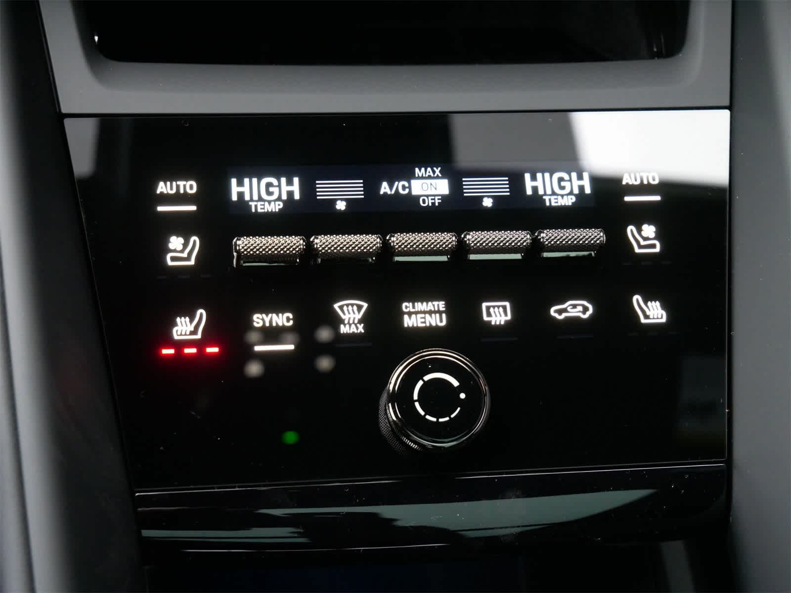 Thumbnail: 2025 Porsche Macan - 22