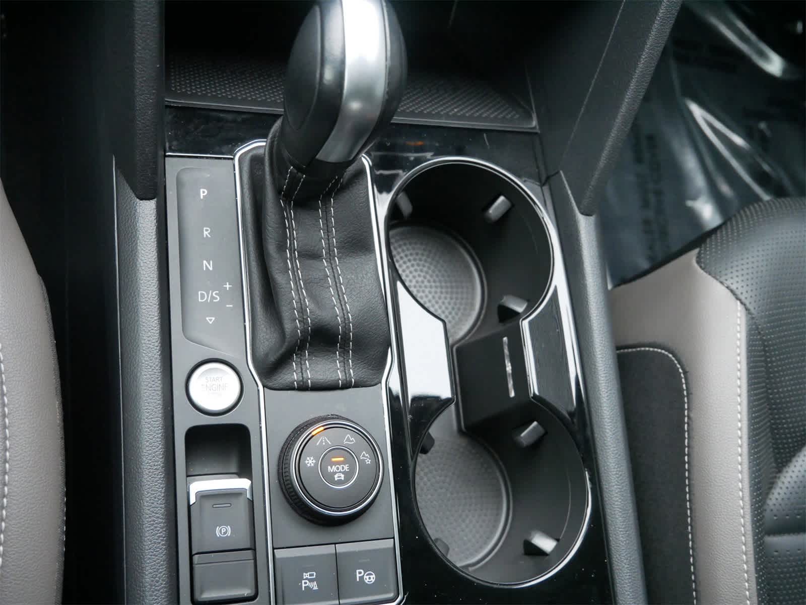 Thumbnail: 2022 Volkswagen Atlas - 20