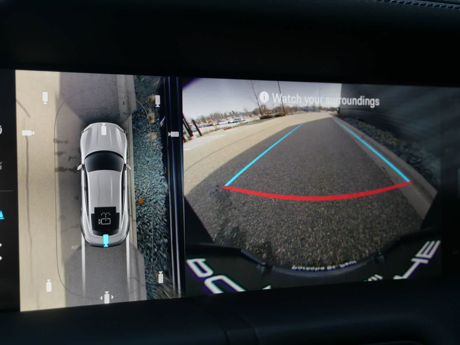 Thumbnail: 2026 Porsche Taycan - 25