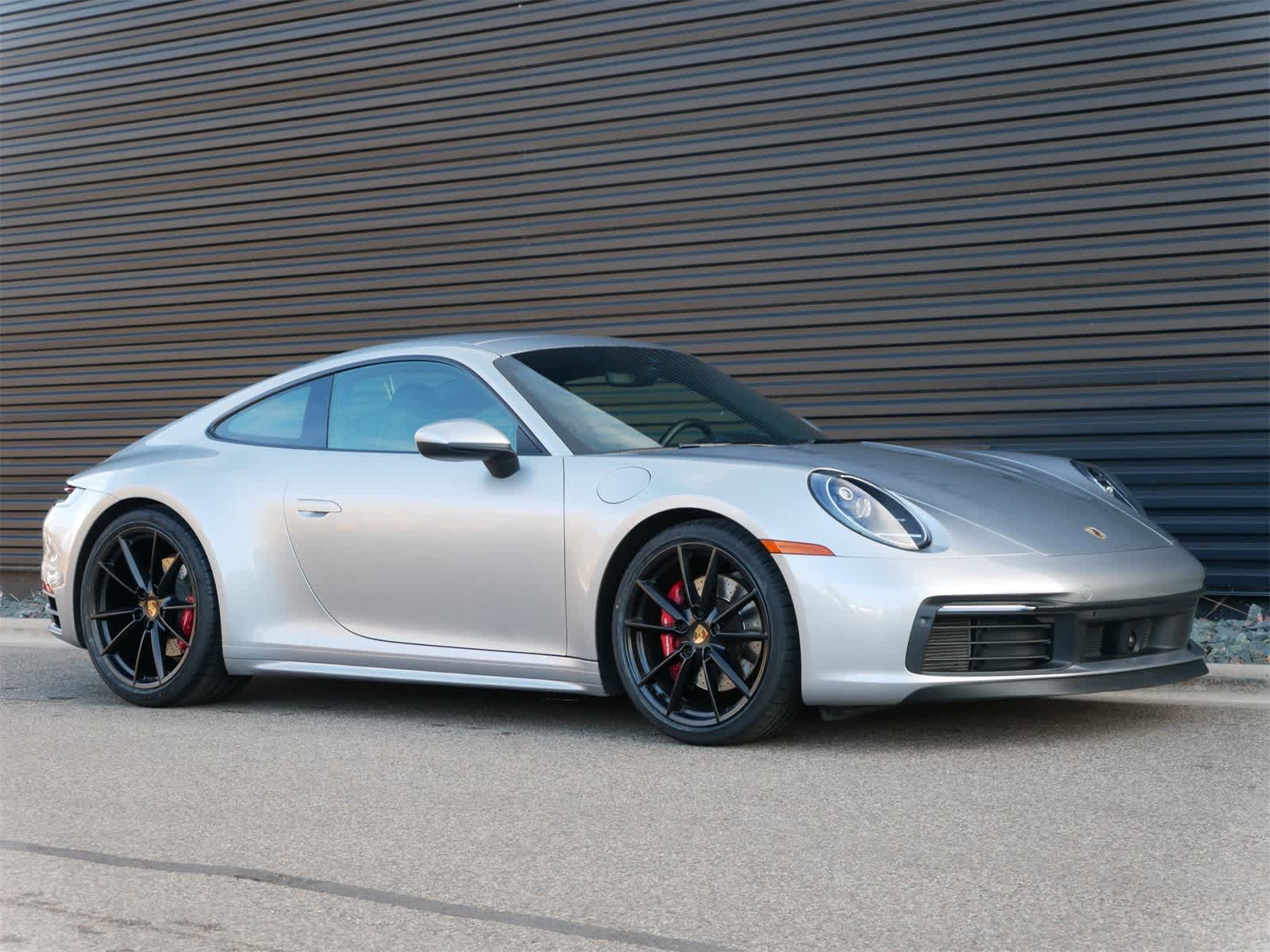 Thumbnail: 2020 Porsche 911 - 25