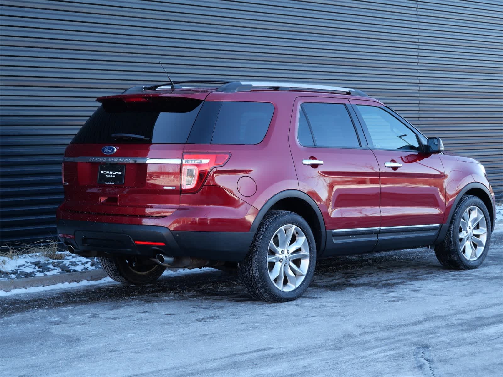 Thumbnail: 2015 Ford Explorer - 26