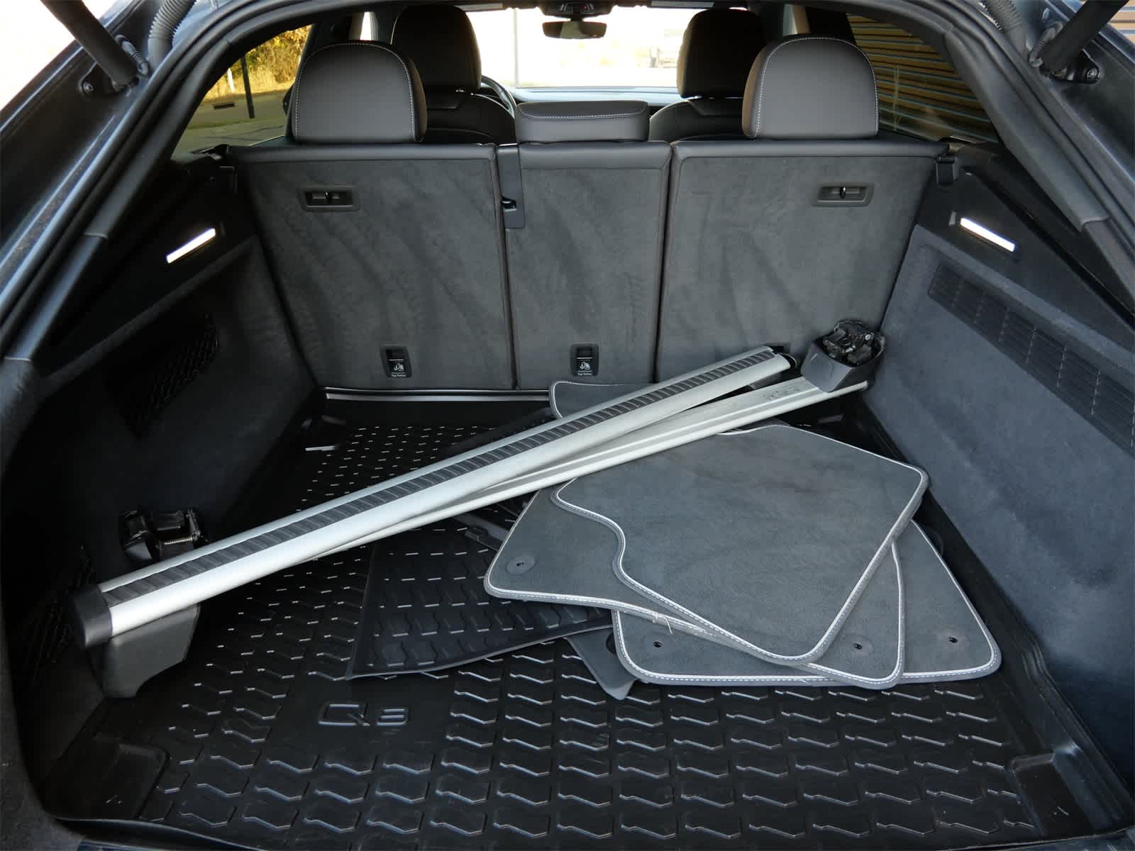 Thumbnail: 2021 Audi Q8 - 7