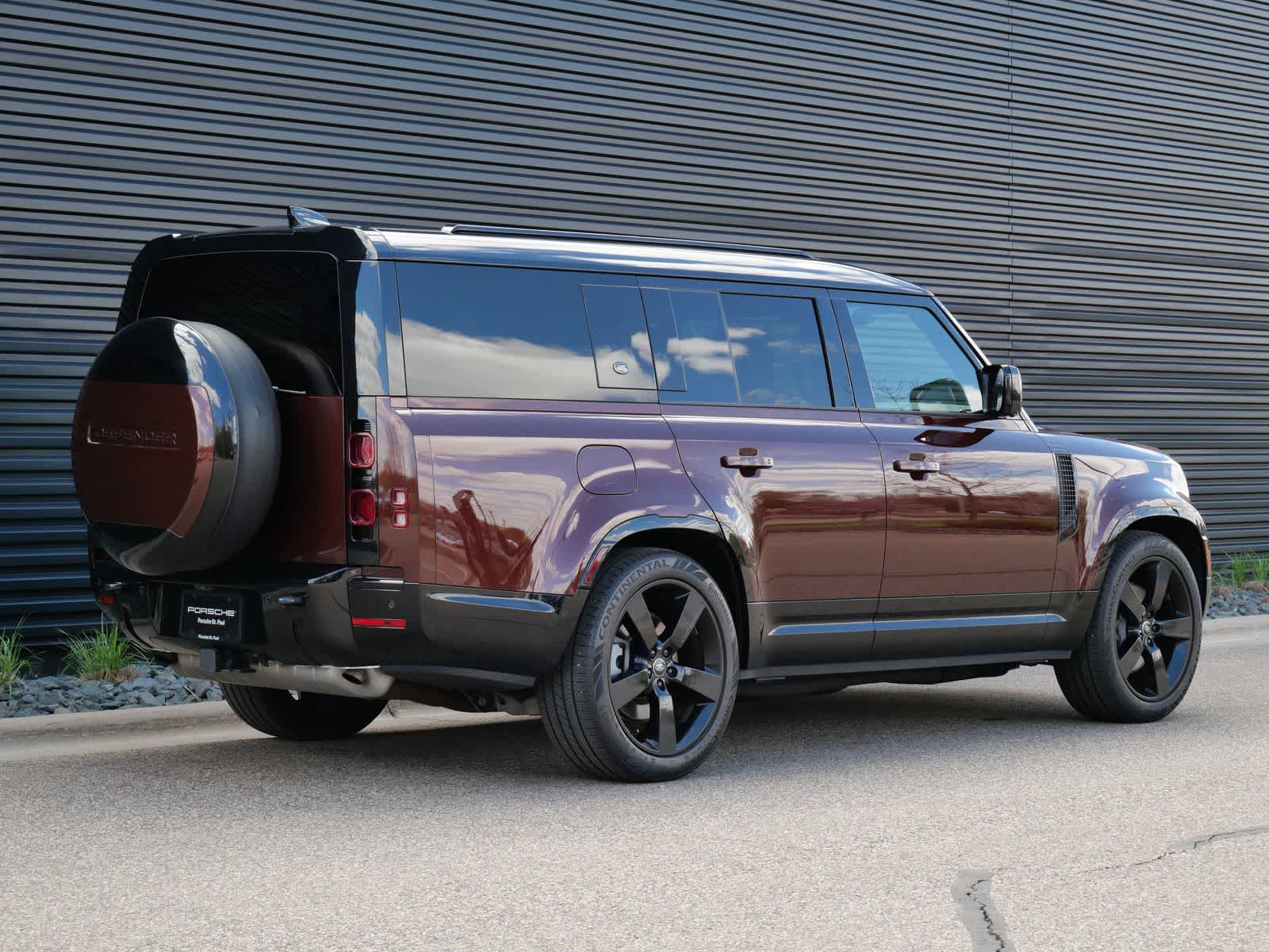 Thumbnail: 2024 Land Rover Defender - 26