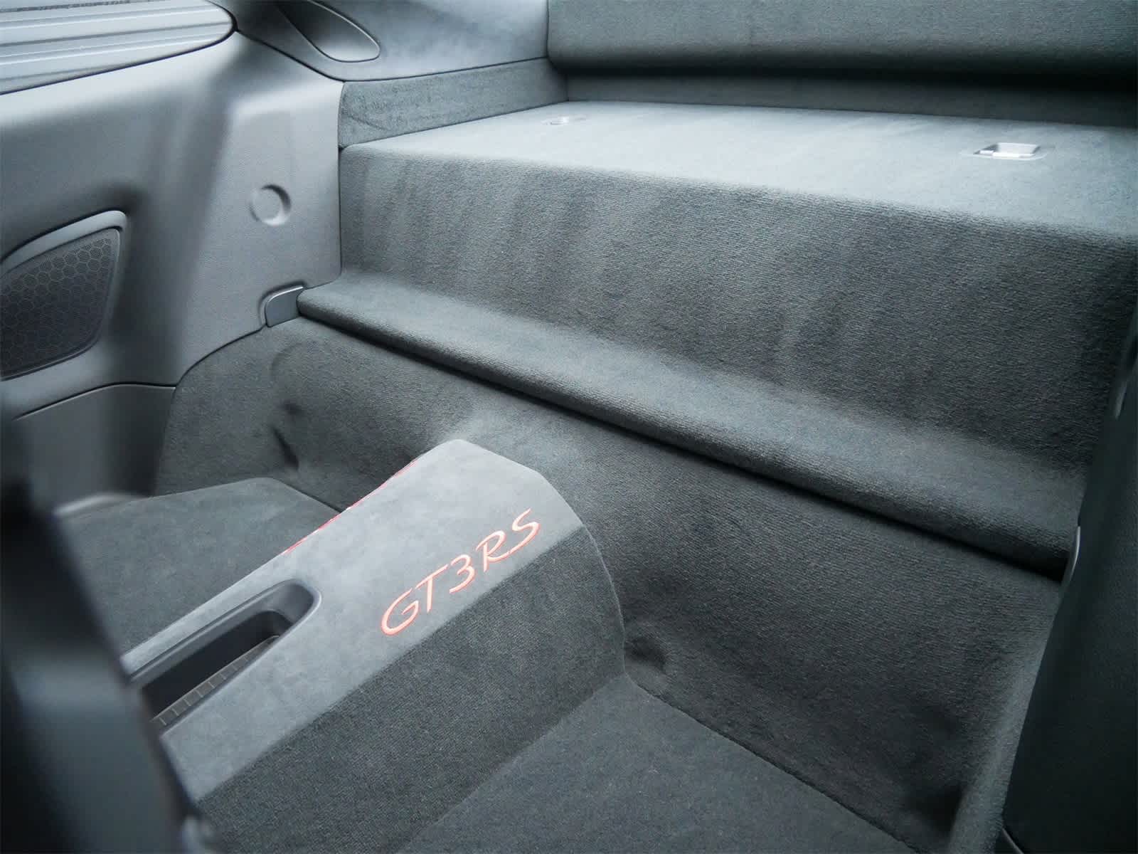 Thumbnail: 2016 Porsche 911 - 9