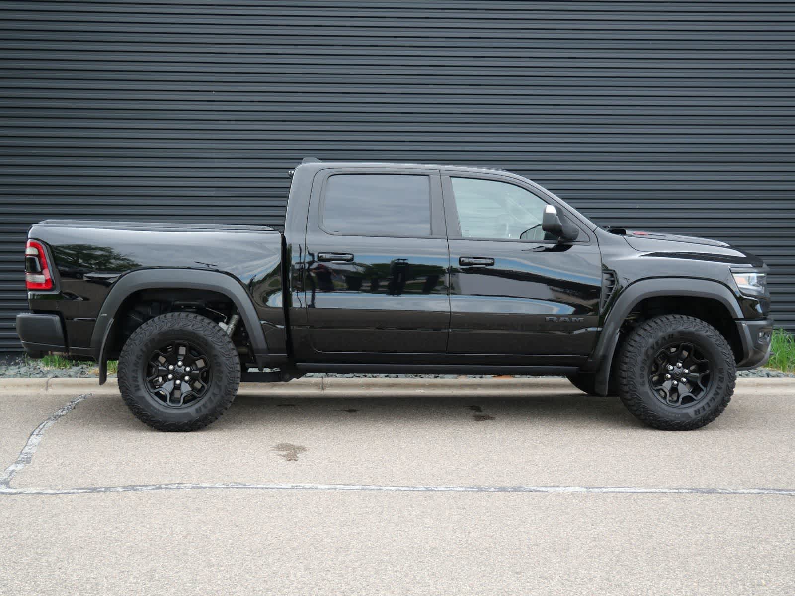 Thumbnail: 2023 RAM 1500 - 28