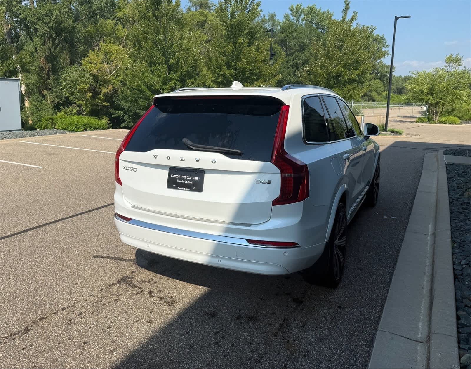 Thumbnail: 2023 Volvo XC90 - 6
