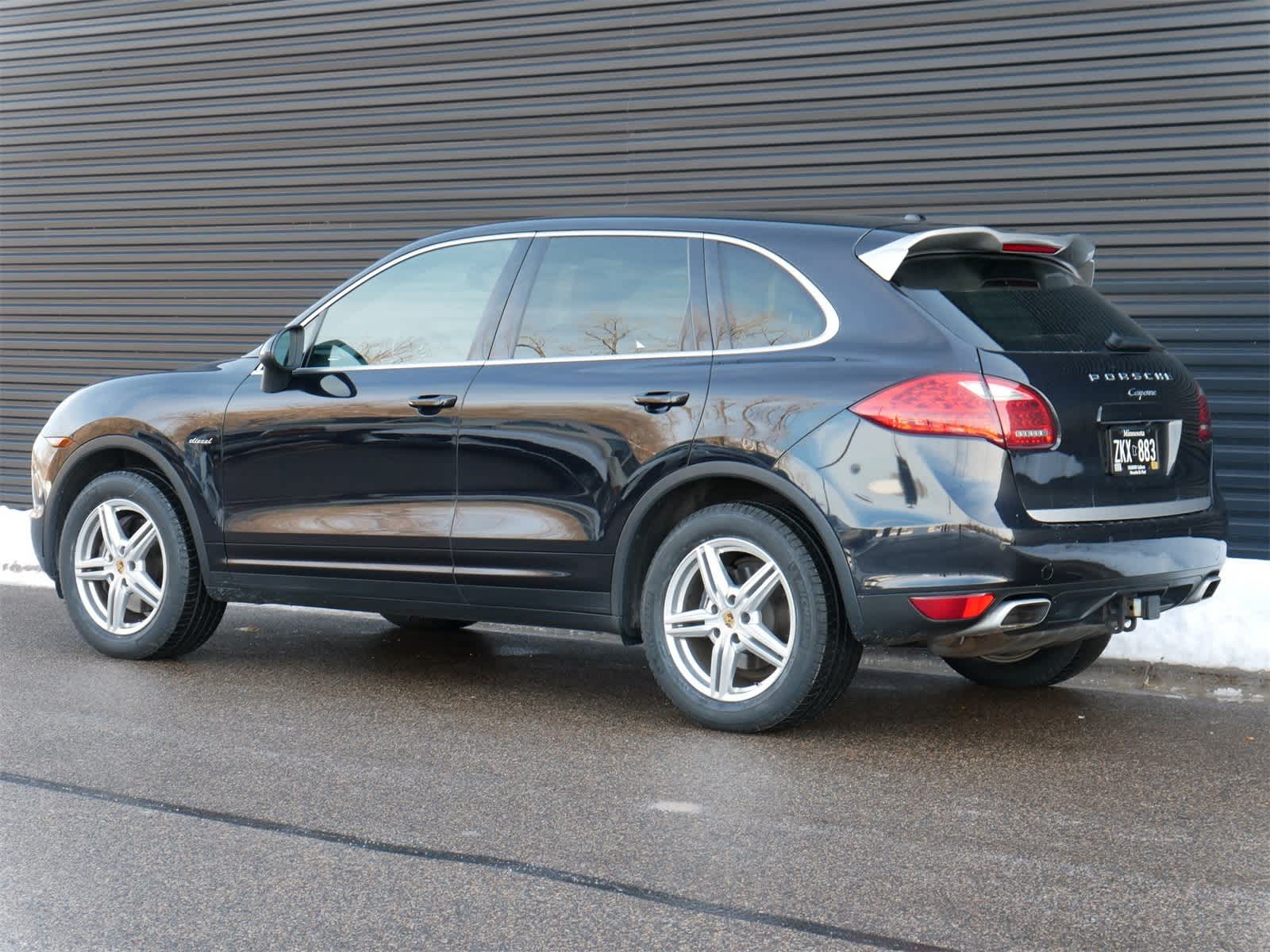 Thumbnail: 2014 Porsche Cayenne - 3