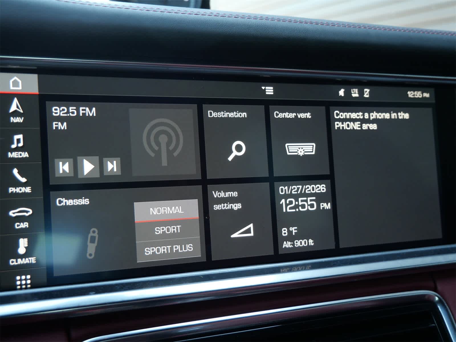 Thumbnail: 2020 Porsche Panamera - 28