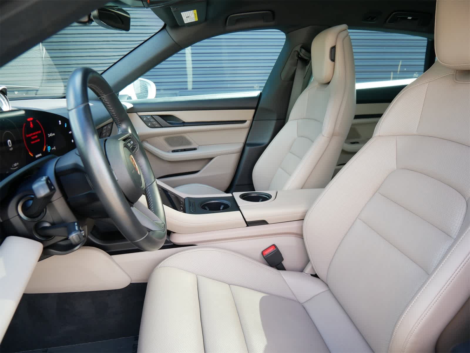 Thumbnail: 2023 Porsche Taycan - 5