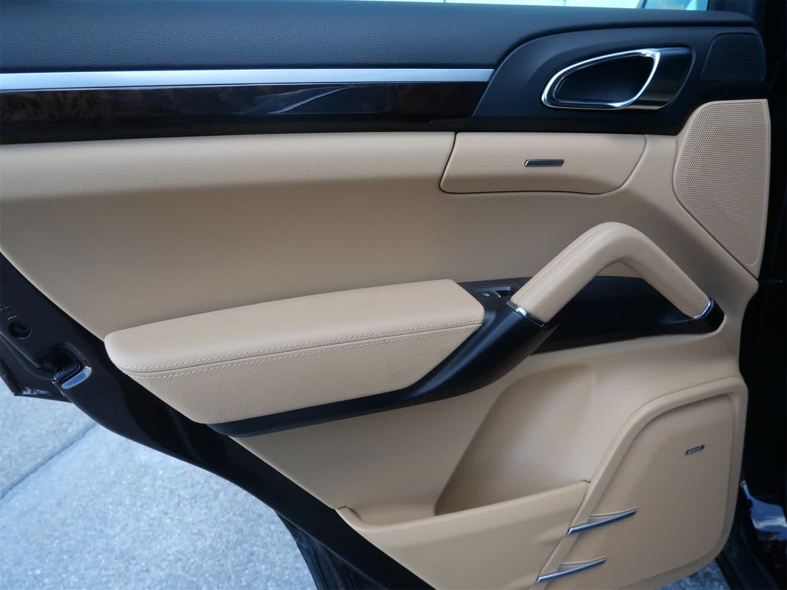 Thumbnail: 2017 Porsche Cayenne - 12