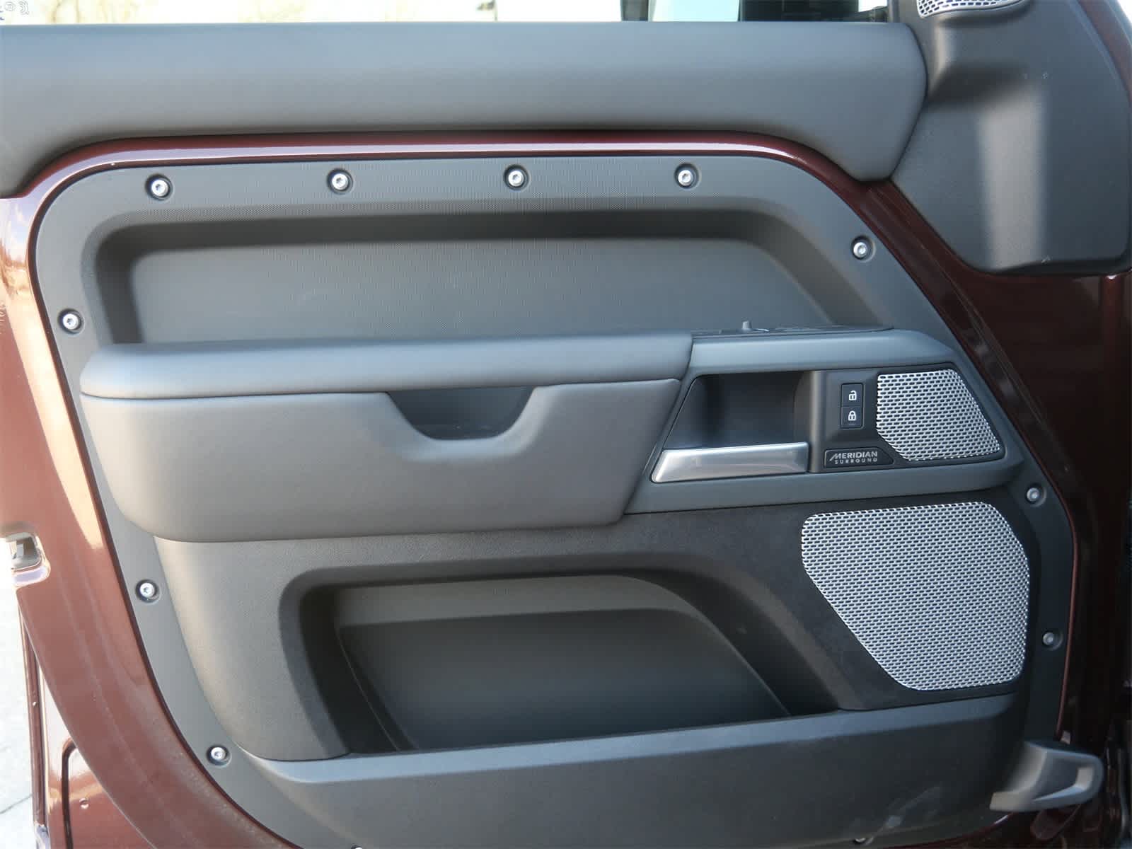 Thumbnail: 2024 Land Rover Defender - 9