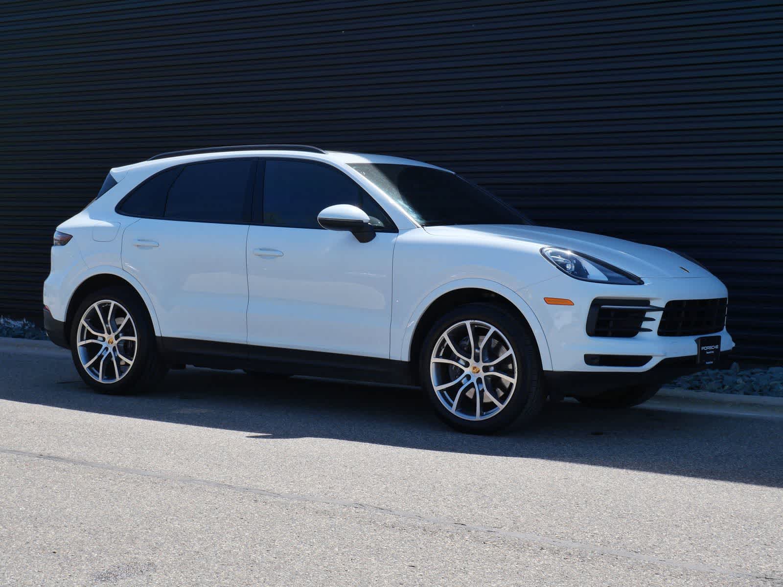 Thumbnail: 2021 Porsche Cayenne - 28
