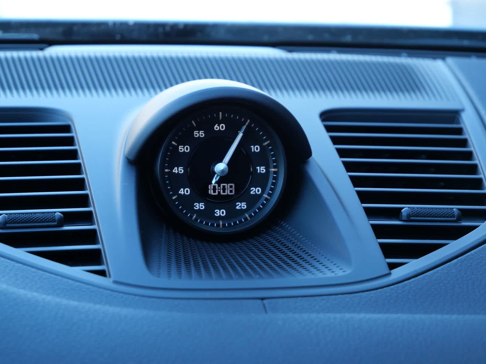 Thumbnail: 2026 Porsche Panamera - 22