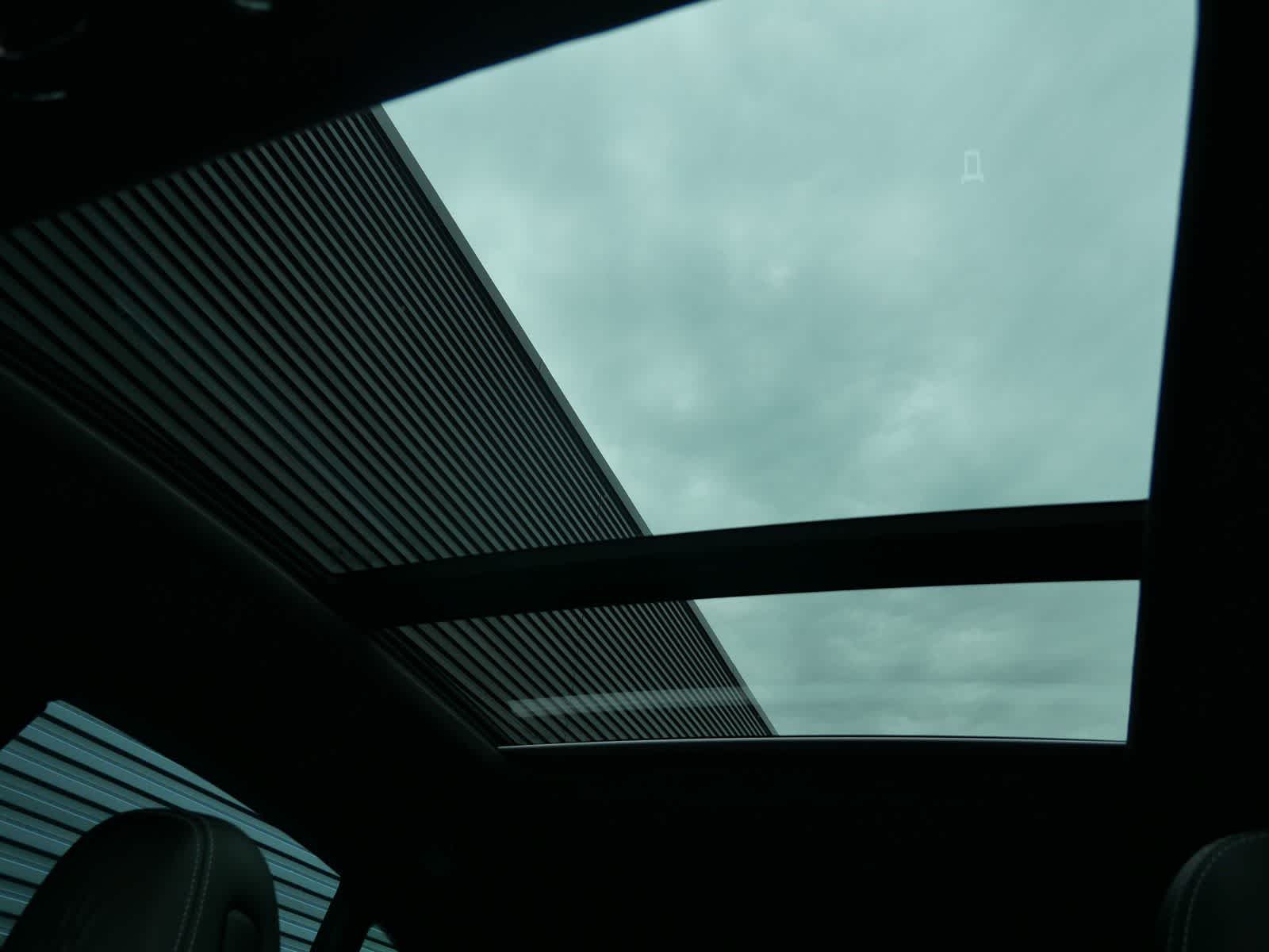 Thumbnail: 2022 Maserati Levante - 25