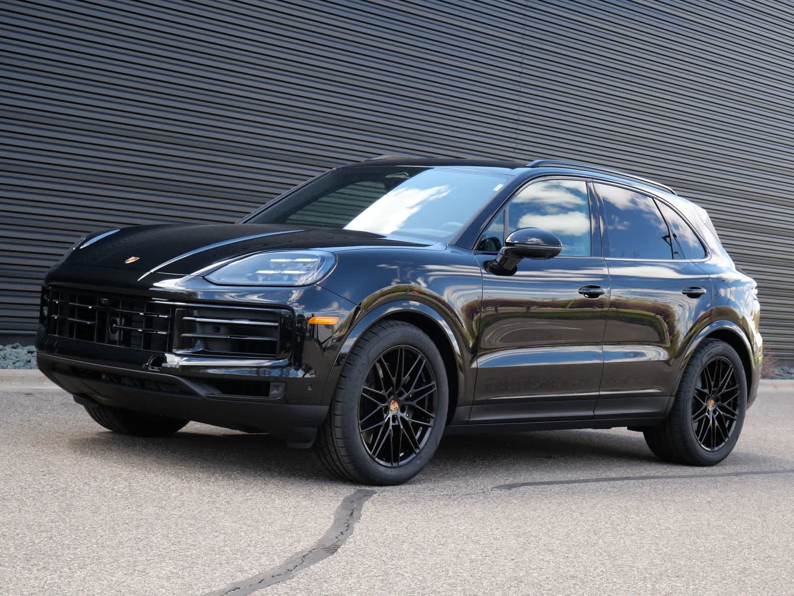 Thumbnail: 2026 Porsche Cayenne - 1