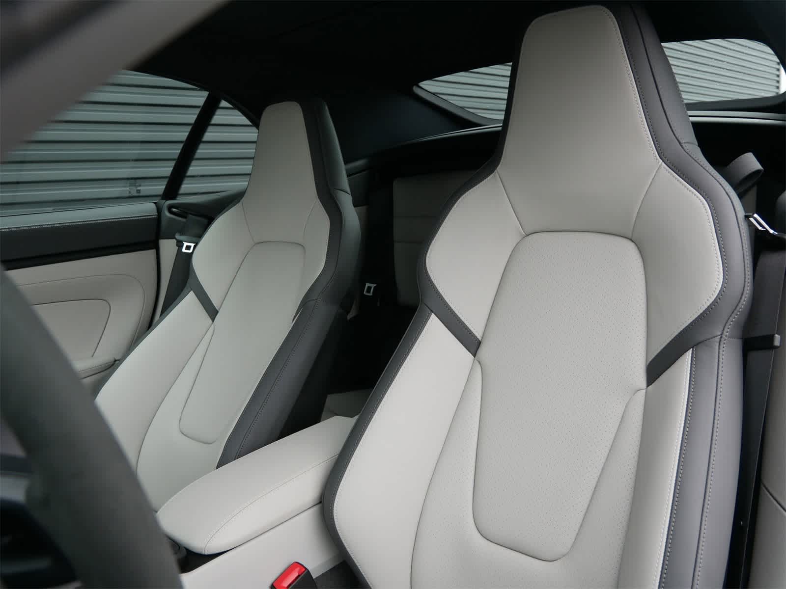 Thumbnail: 2026 Porsche 911 - 5