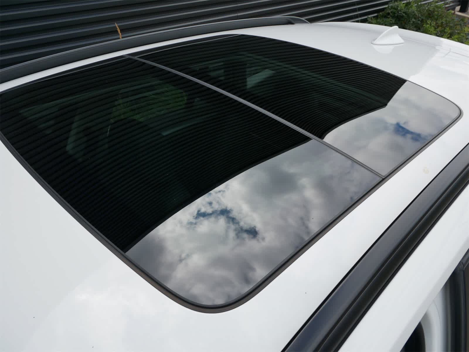 Thumbnail: 2015 BMW X1 - 11