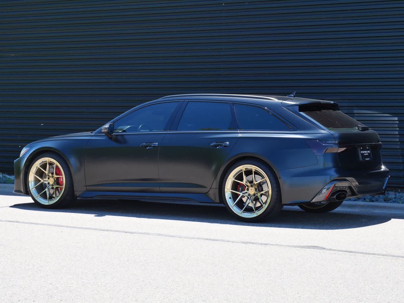 Thumbnail: 2021 Audi RS 6 - 2