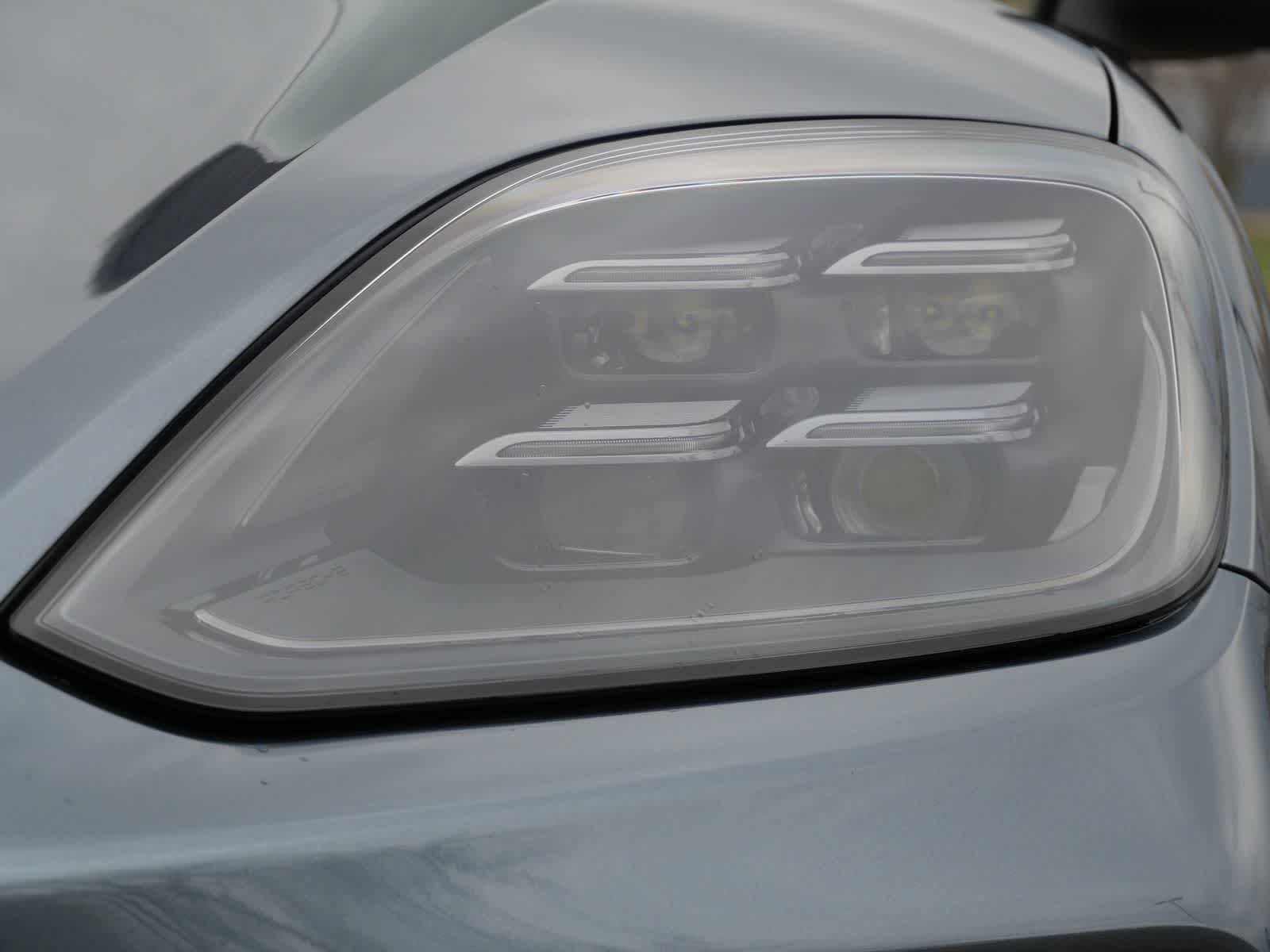 Thumbnail: 2026 Porsche Cayenne - 6