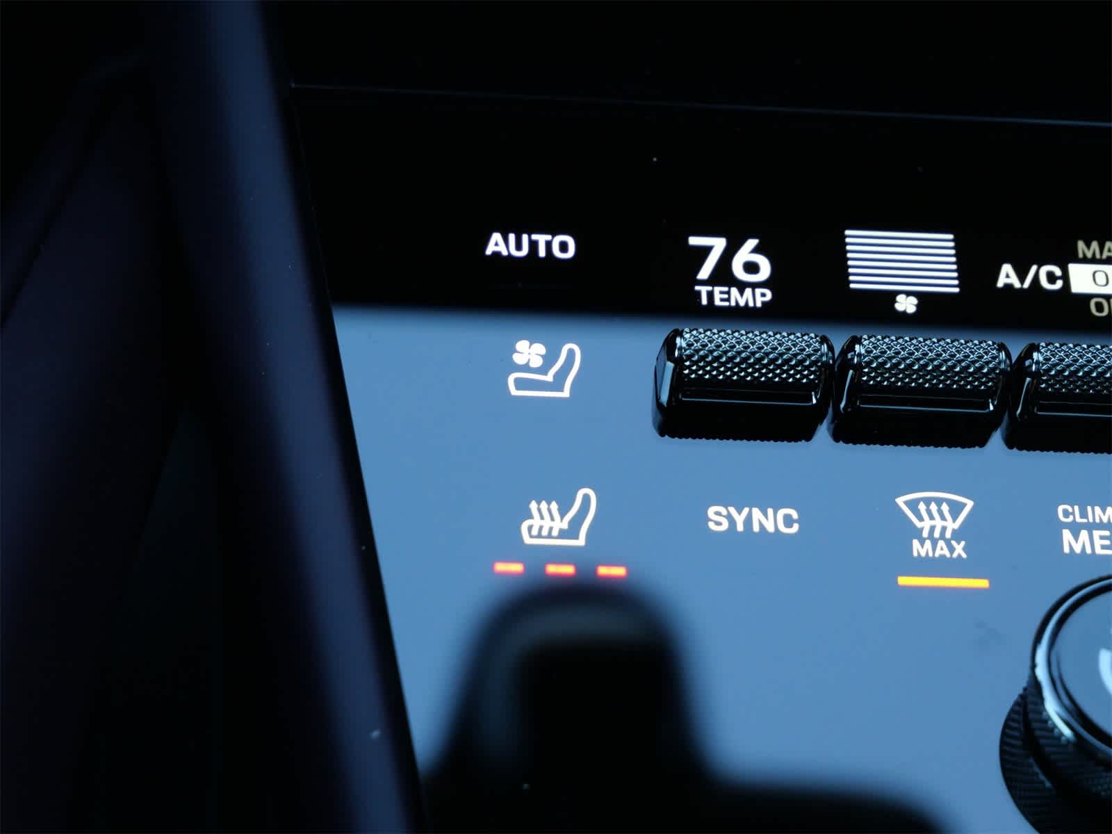 Thumbnail: 2026 Porsche Cayenne - 26