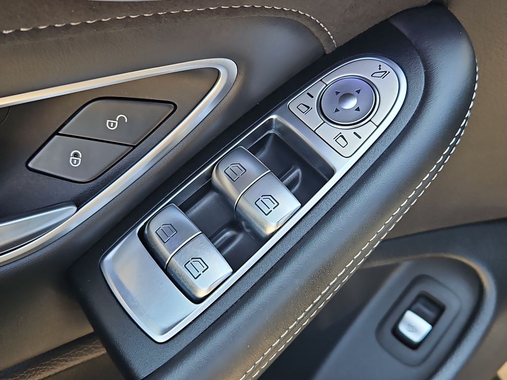 2021 Mercedes-Benz C-Class Cabriolet 25