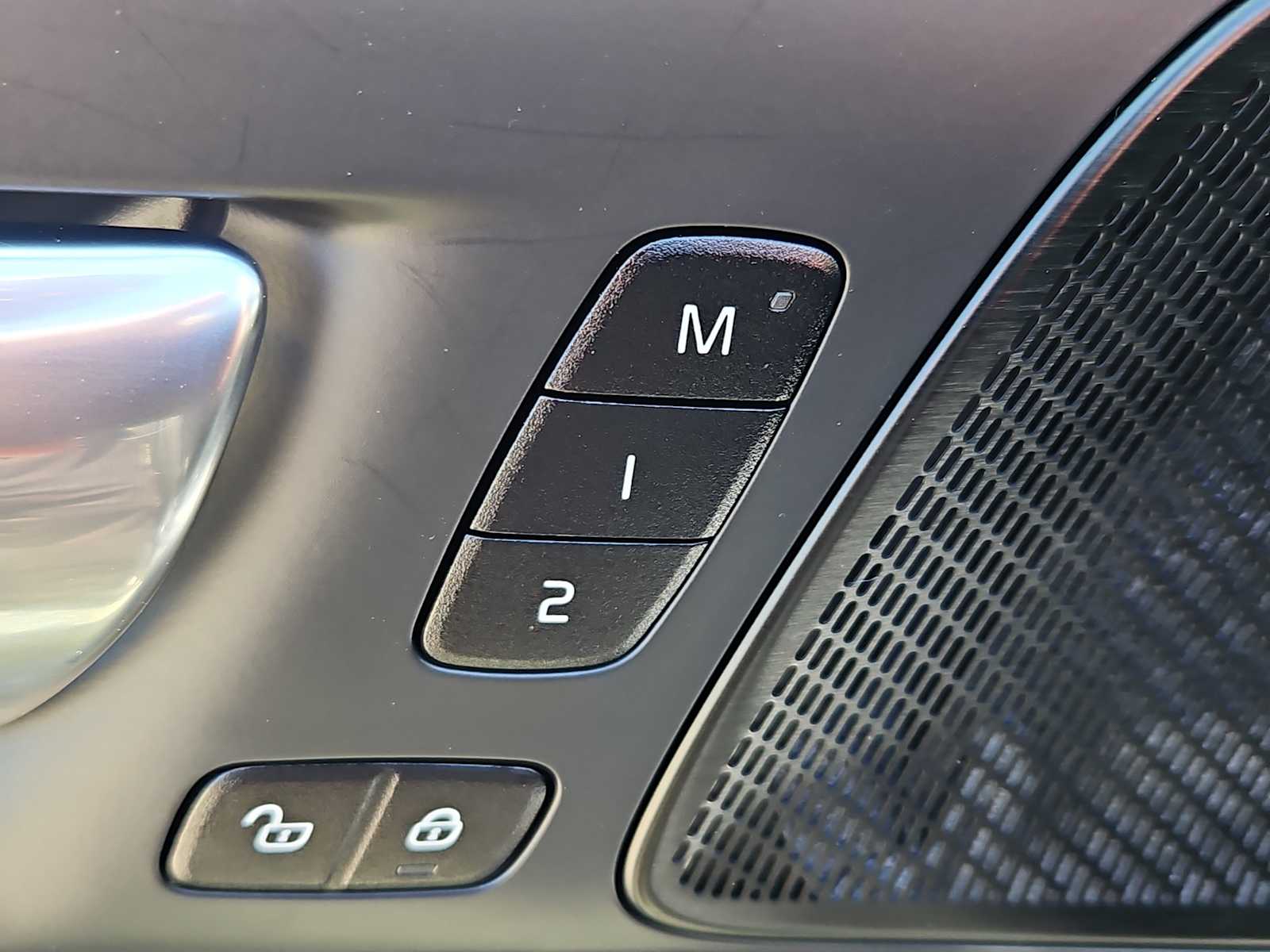 2023 Volvo V60 Cross Country Plus - Photo 26