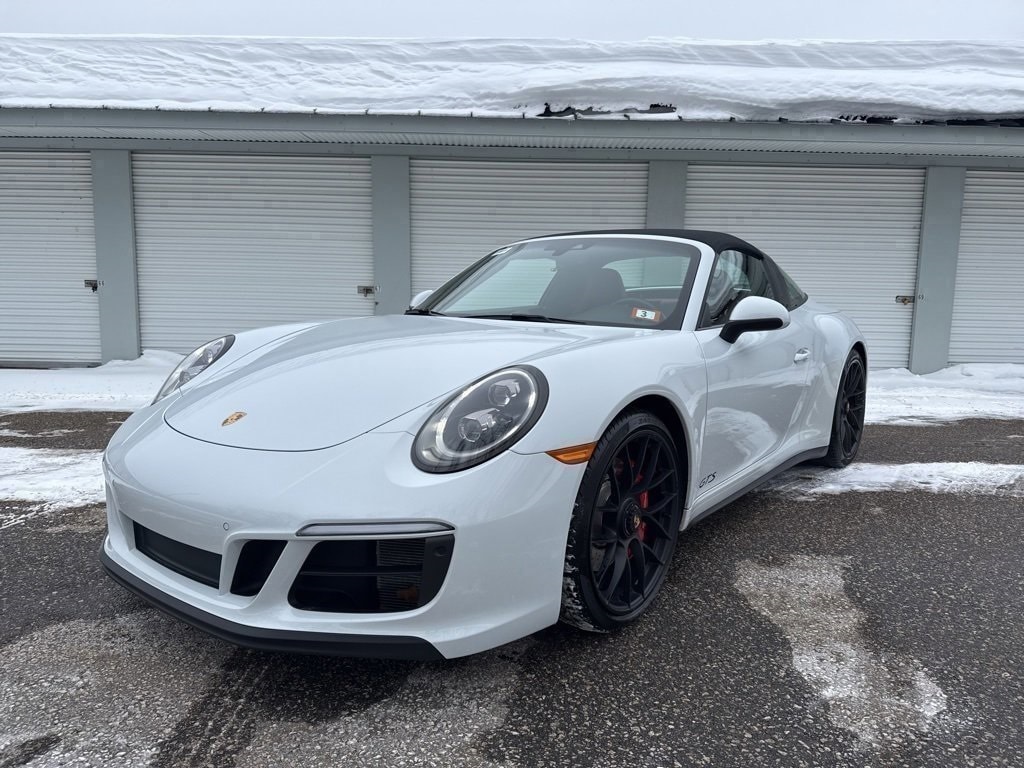 2019 Porsche 911 Coupe 