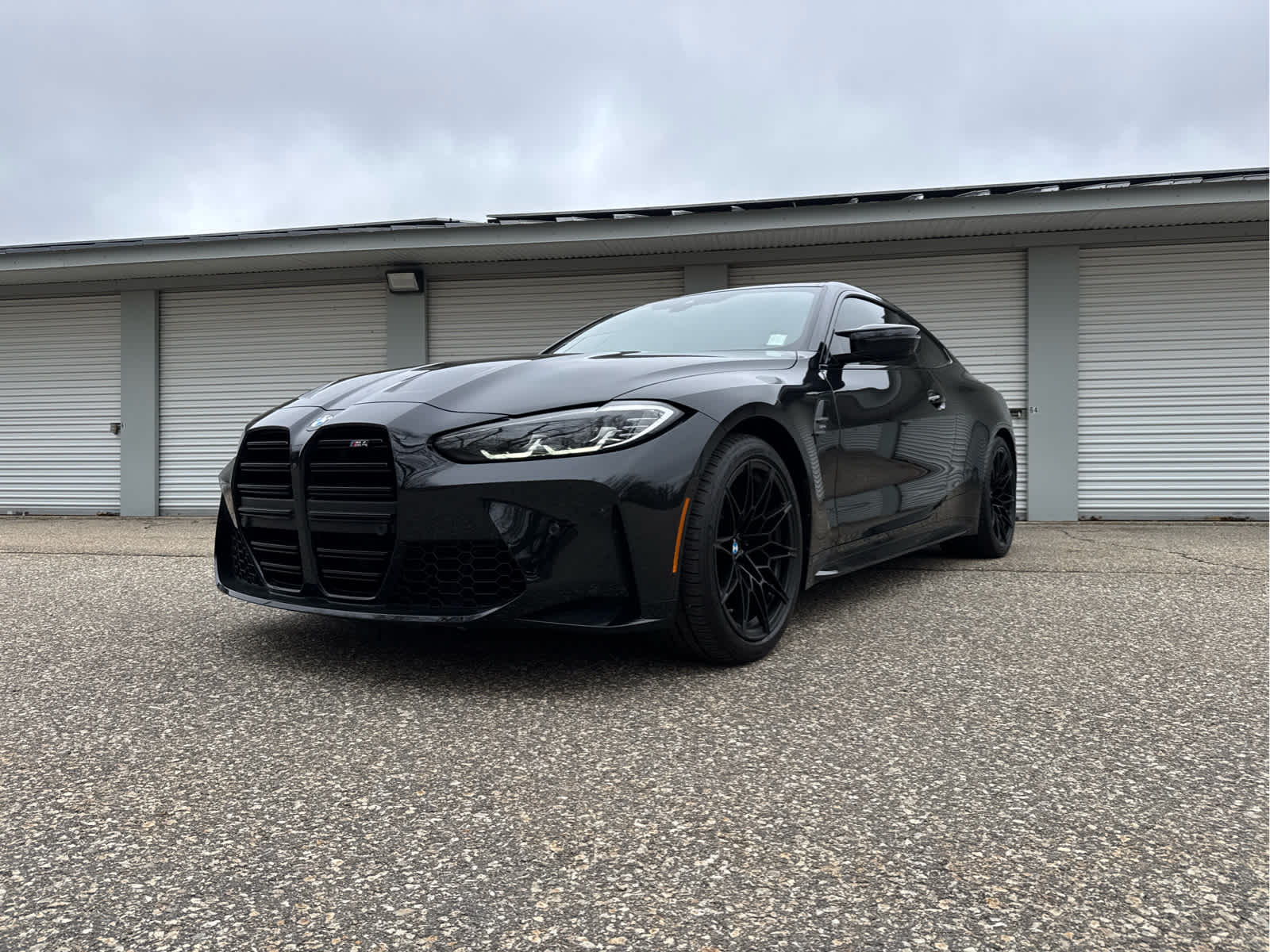2024 BMW M4 -'s photo