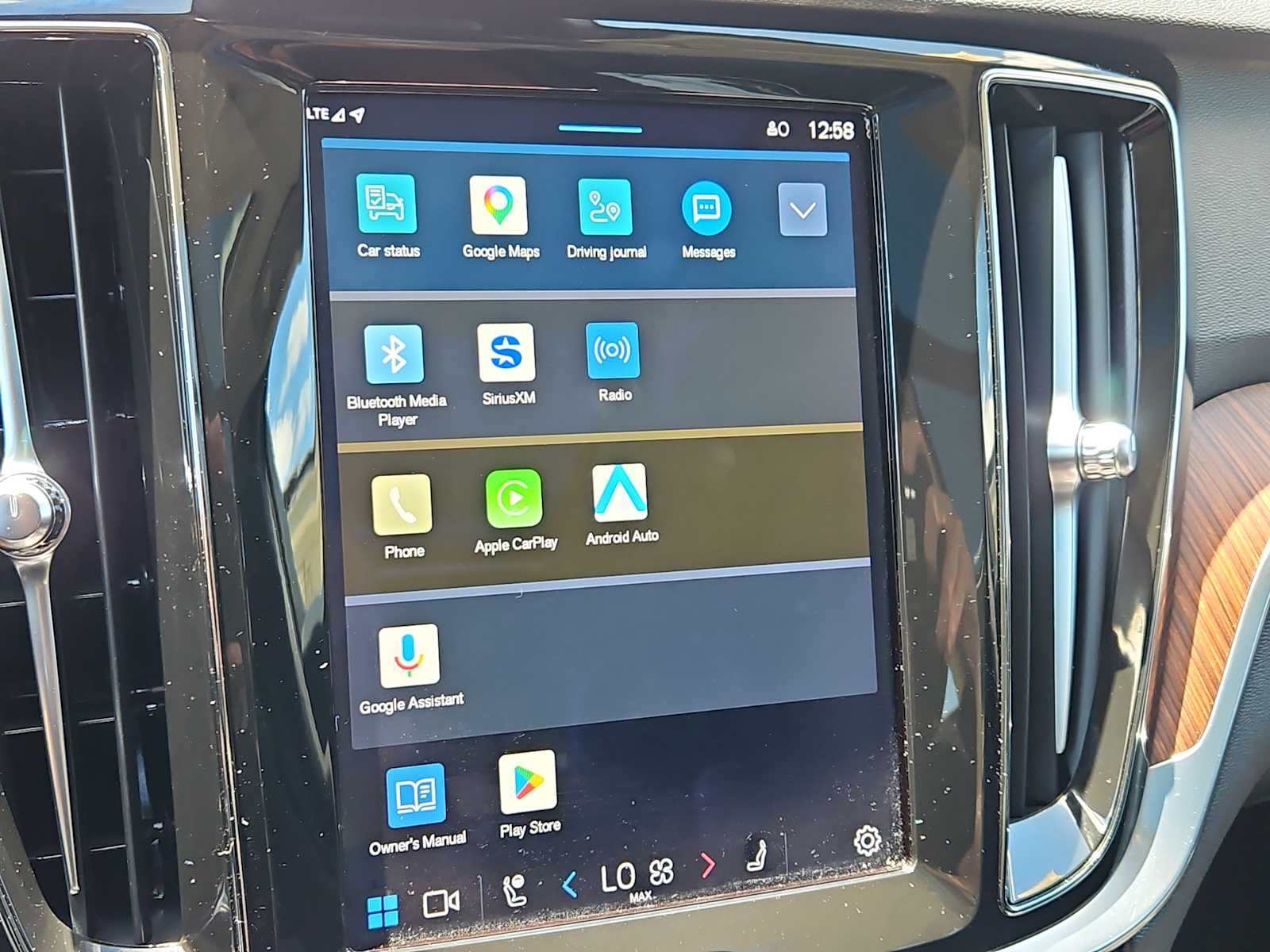 2023 Volvo V60 Cross Country Plus - Photo 33