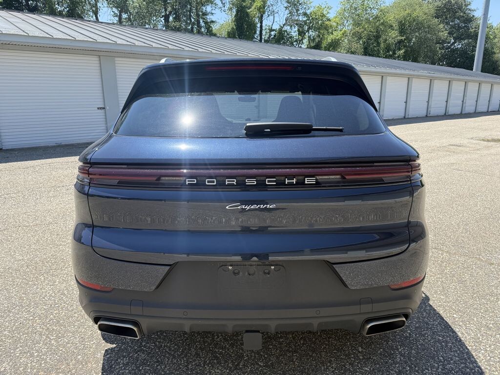Certified 2025 Porsche Cayenne E-Hybrid SUV