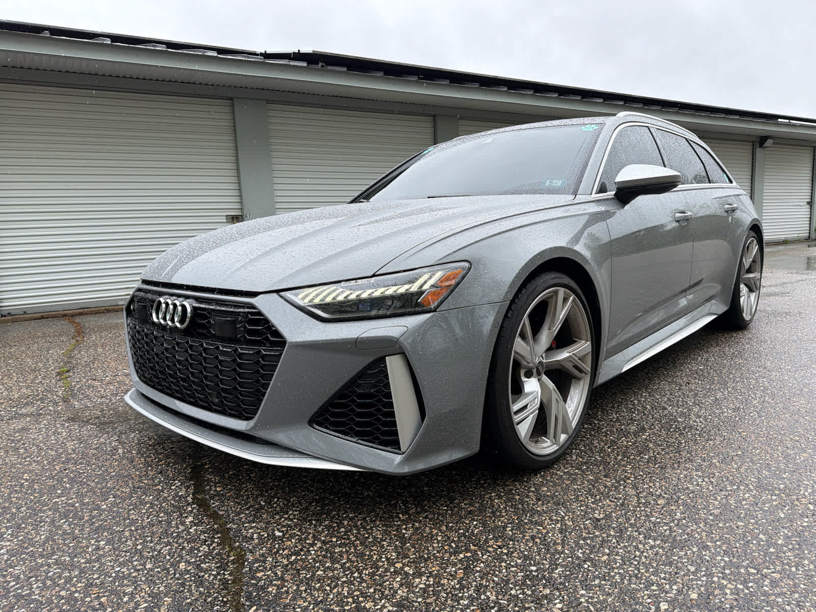 2023 Audi RS 6 Avant -'s photo