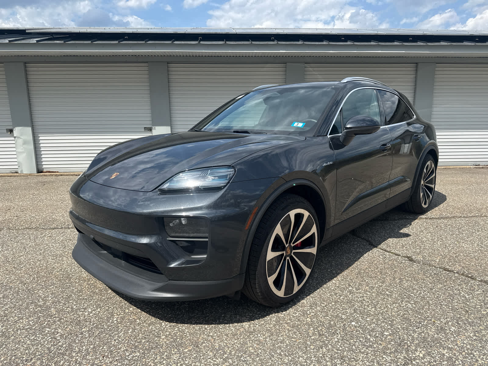 2025 Porsche Macan S