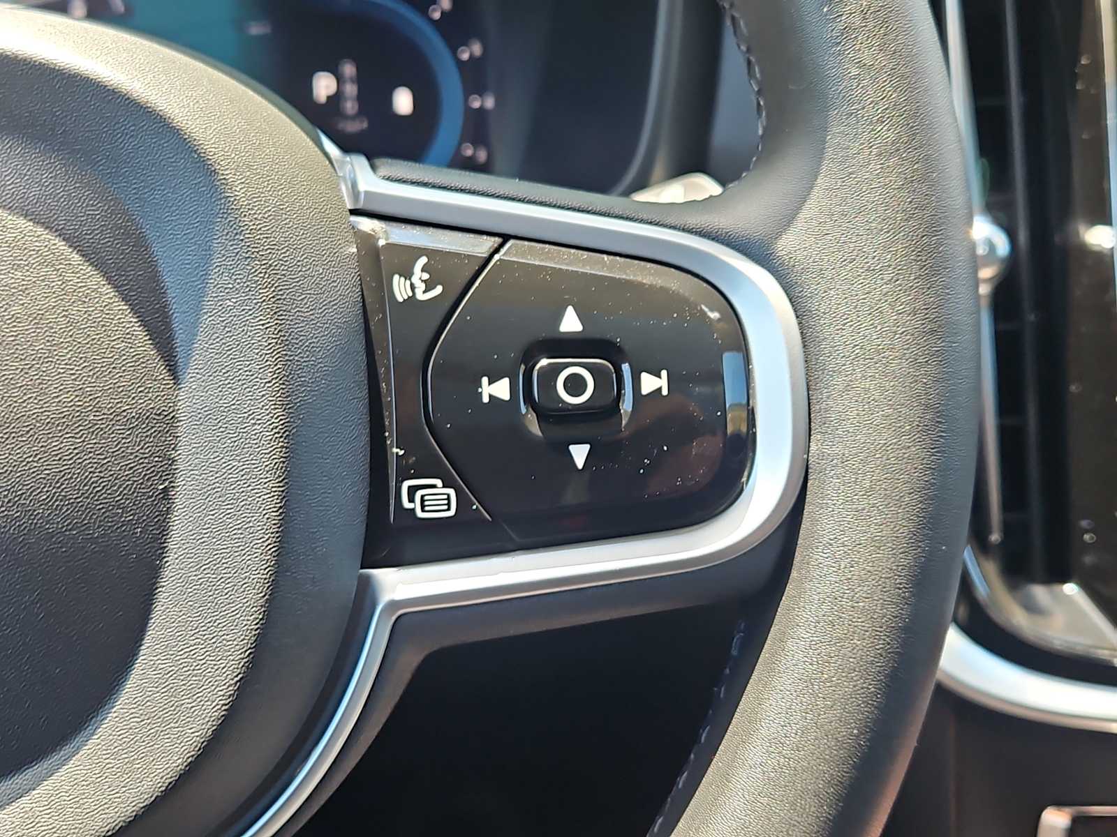 2023 Volvo V60 Cross Country Plus - Photo 35