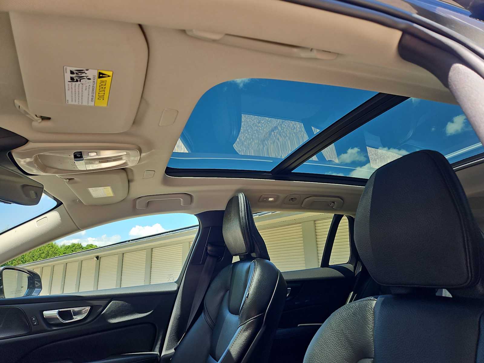 2023 Volvo V60 Cross Country Plus - Photo 31