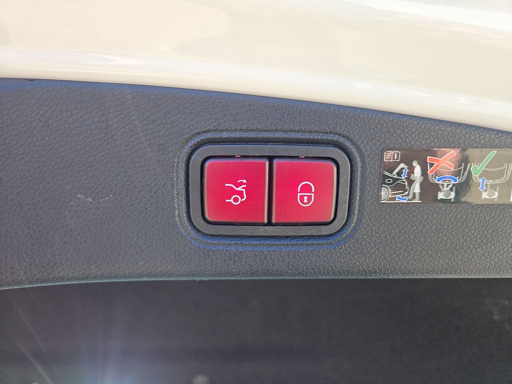 2022 Mercedes-Benz E-Class AMG E 53 - Photo 23