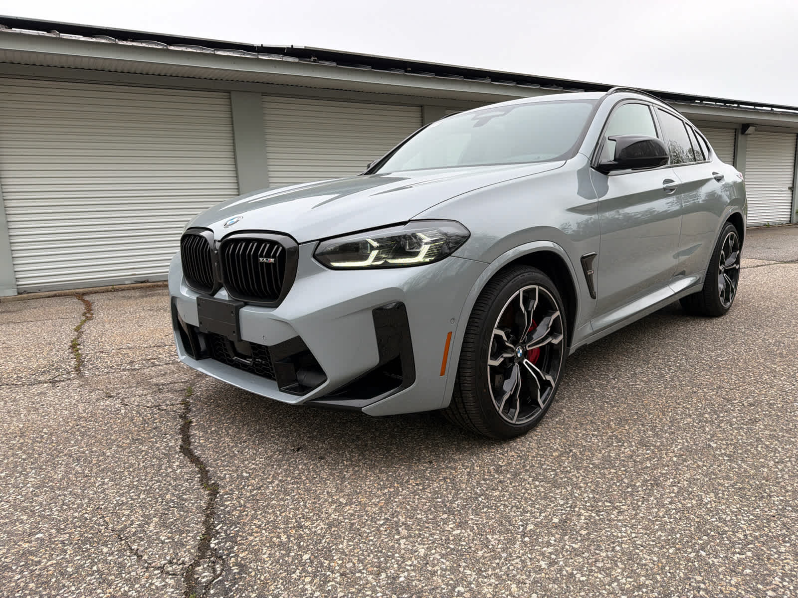 2023 BMW X4 M -'s photo