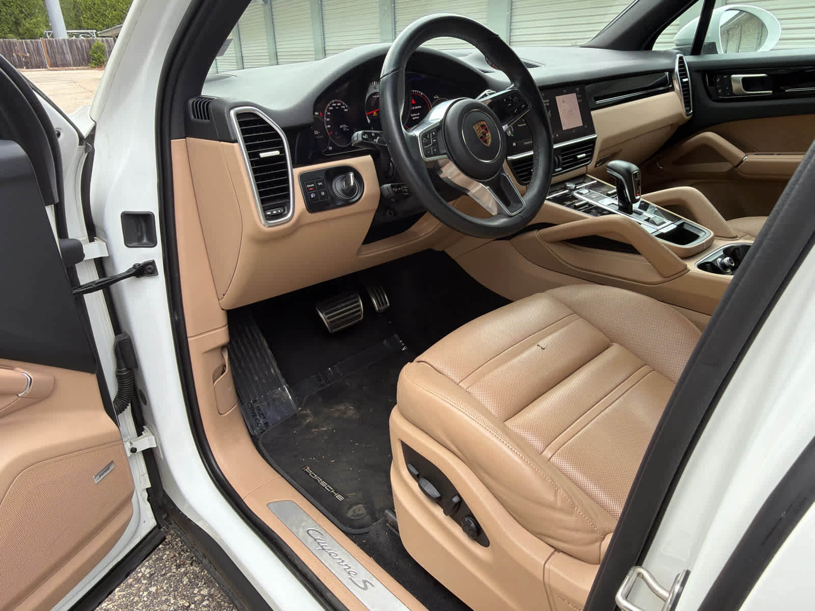 2023 Porsche Cayenne S - Photo 9