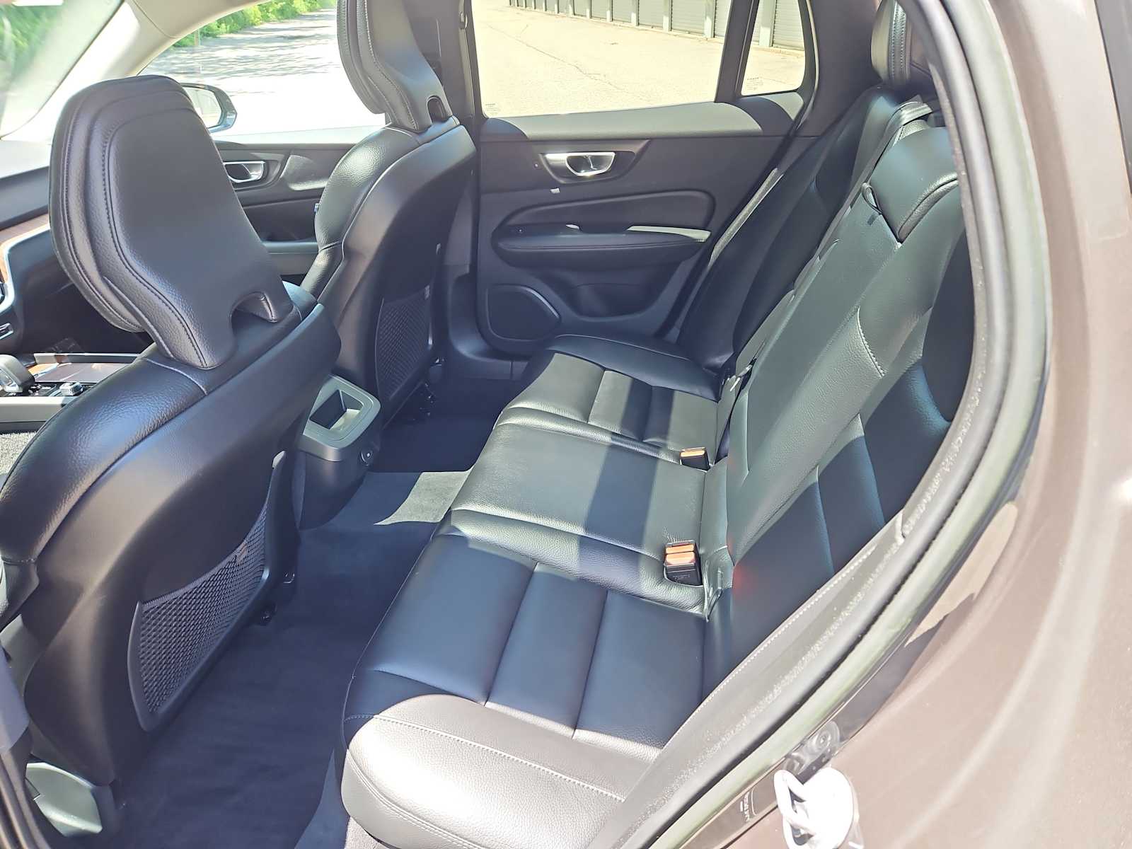 2023 Volvo V60 Cross Country Plus - Photo 48