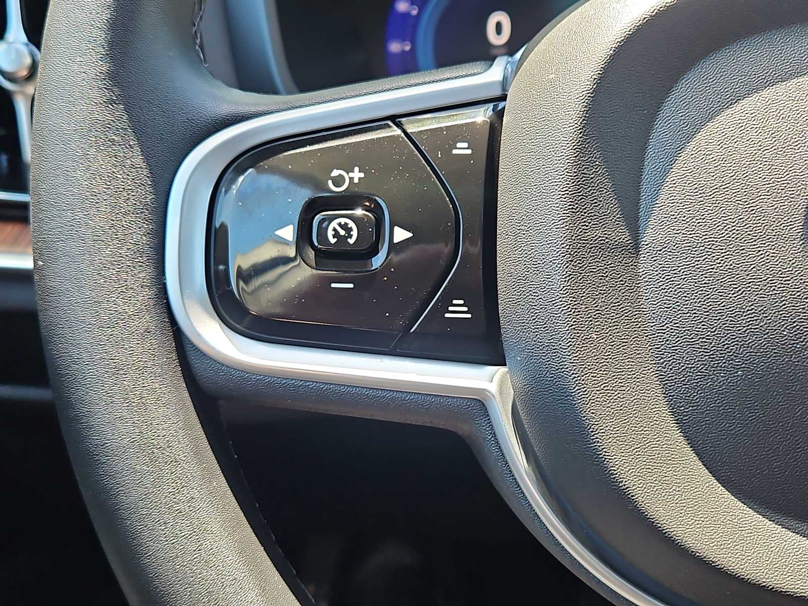 2023 Volvo V60 Cross Country Plus - Photo 34