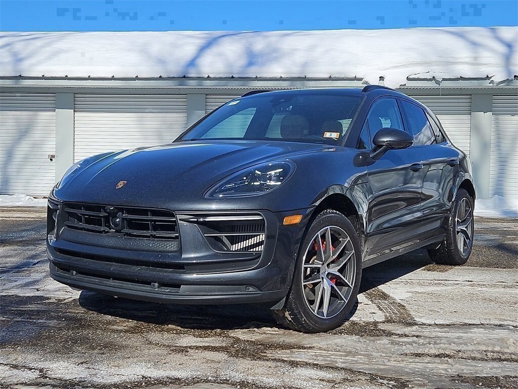 2024 Porsche Macan SUV 