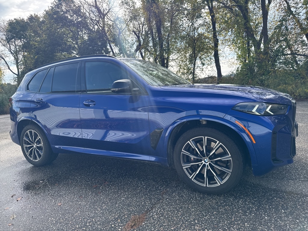 2024 Bmw X5 M60i photo 2