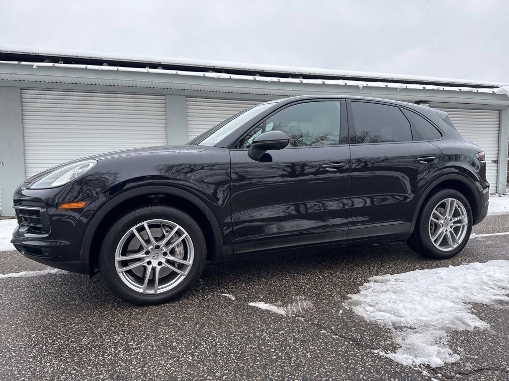 2022 Porsche Cayenne SUV 