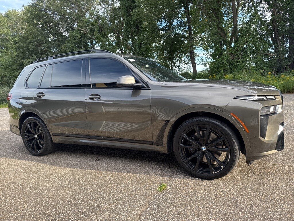 2024 Bmw X7 xDrive40i photo 2